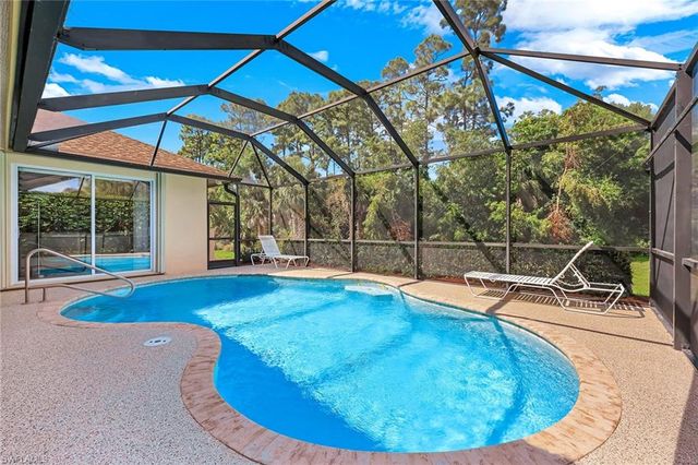 65 Heritage WAY, Naples, FL 34110