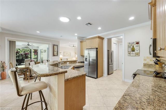 65 Heritage WAY, Naples, FL 34110