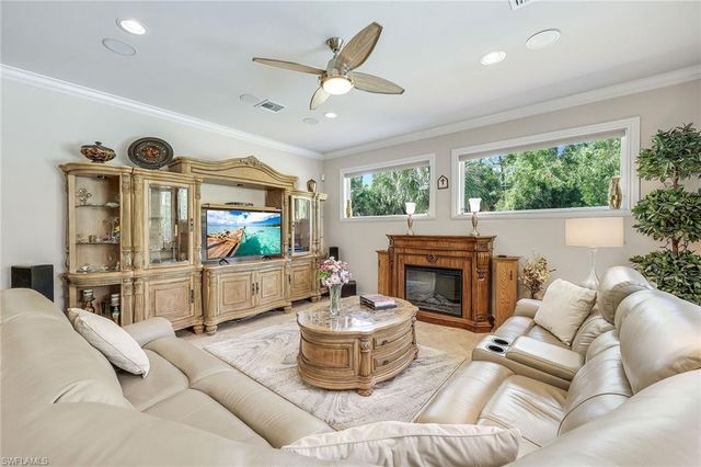 65 Heritage WAY, Naples, FL 34110