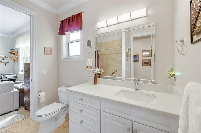 65 Heritage WAY, Naples, FL 34110