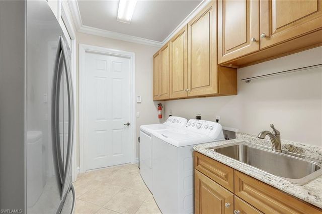 65 Heritage WAY, Naples, FL 34110