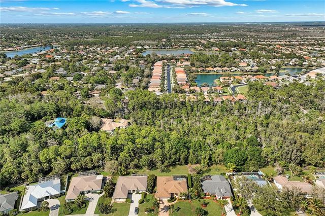 65 Heritage WAY, Naples, FL 34110