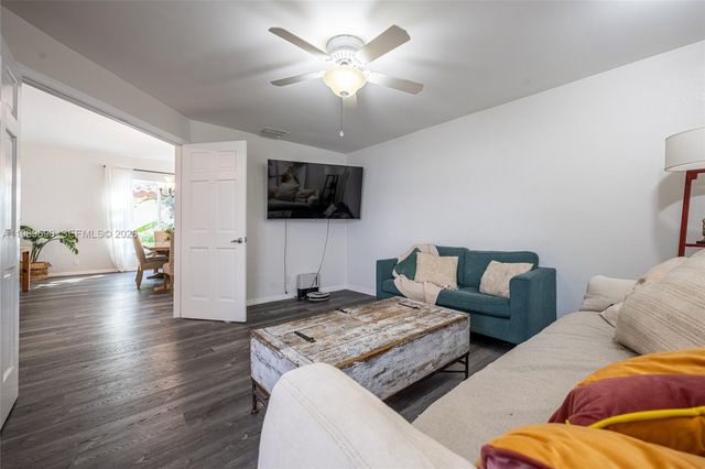 2668 Country Golf Drive, Wellington, FL 33414
