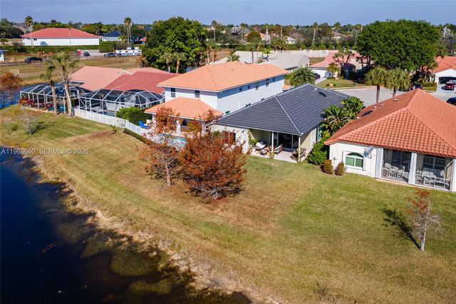 2668 Country Golf Drive, Wellington, FL 33414
