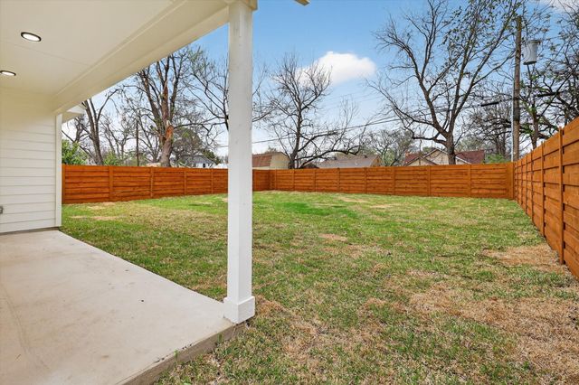 1312 Wayne St, Haltom City, TX 76117
