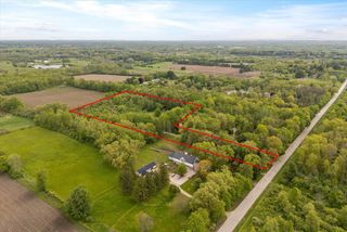 Lt2 W BONNIWELL ROAD #3, Mequon, WI 53097