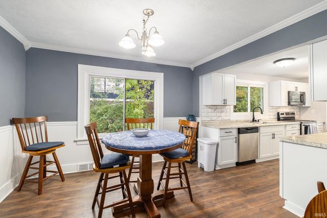 128 W Rhodes Street, South Bend, IN 46637