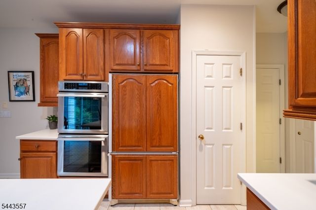 7 Stone Mountain Ct, Montgomery Twp., NJ 08558