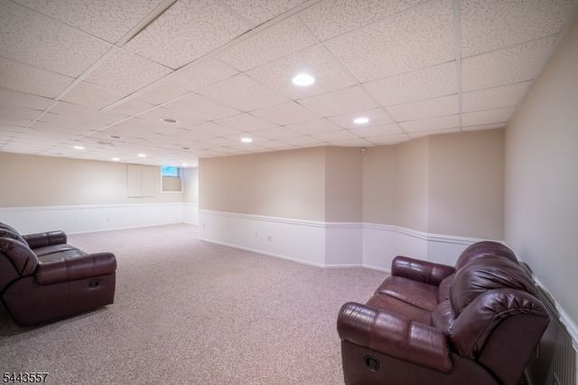 7 Stone Mountain Ct, Montgomery Twp., NJ 08558