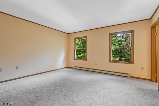 27 Seminole Ave, Rockaway Twp., NJ 07866