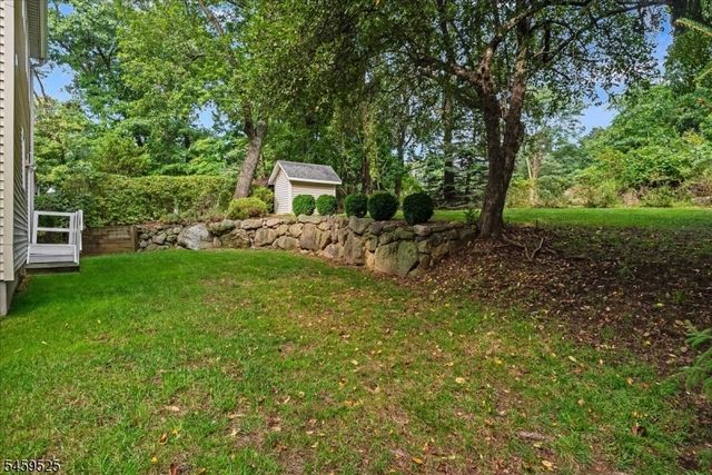 27 Seminole Ave, Rockaway Twp., NJ 07866