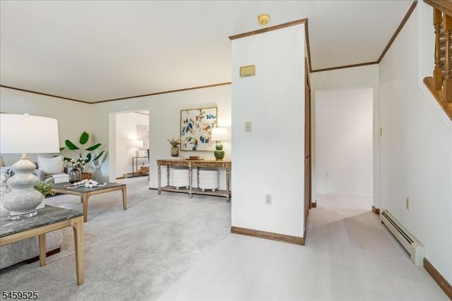 27 Seminole Ave, Rockaway Twp., NJ 07866