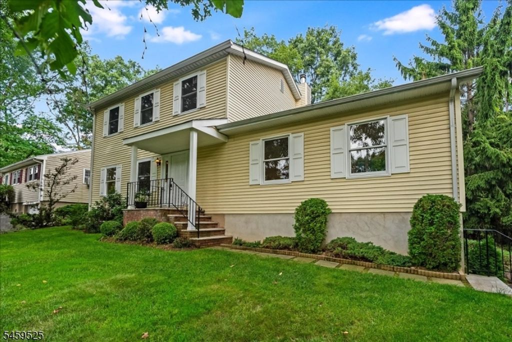 27 Seminole Ave, Rockaway Twp., NJ 07866