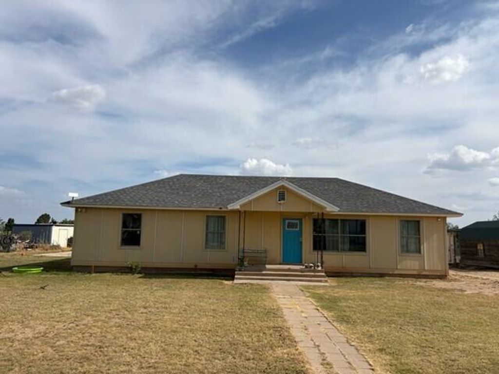 10693 Emmitt Lane, San Angelo, TX 76901