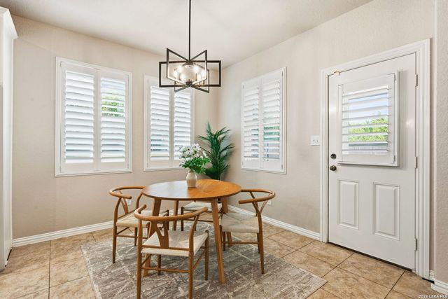 1927 ROARING FRK, San Antonio, TX 78260