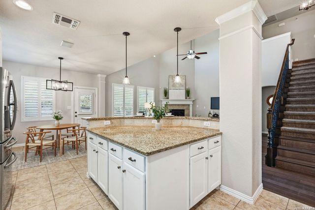 1927 ROARING FRK, San Antonio, TX 78260