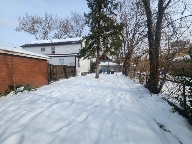 12211 S Wallace Street, Chicago, IL 60628