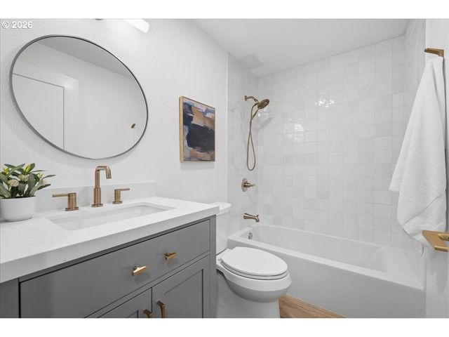 10313 Sw 87TH Ave, Portland, OR 97223