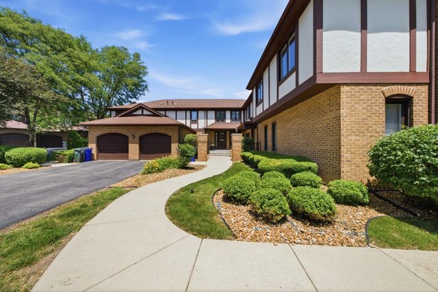 12254 S Dogwood Lane 1B, Palos Heights, IL 60463