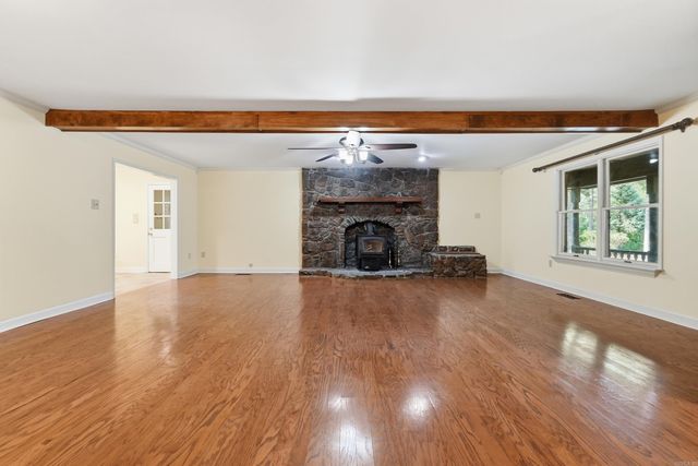 29 Rolling Hills Drive, Conway, AR 72032
