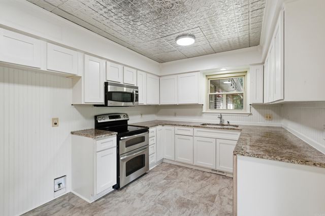 29 Rolling Hills Drive, Conway, AR 72032
