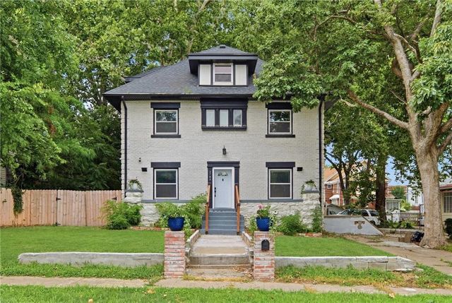 2708 Tracy Avenue, Kansas City, MO 64109