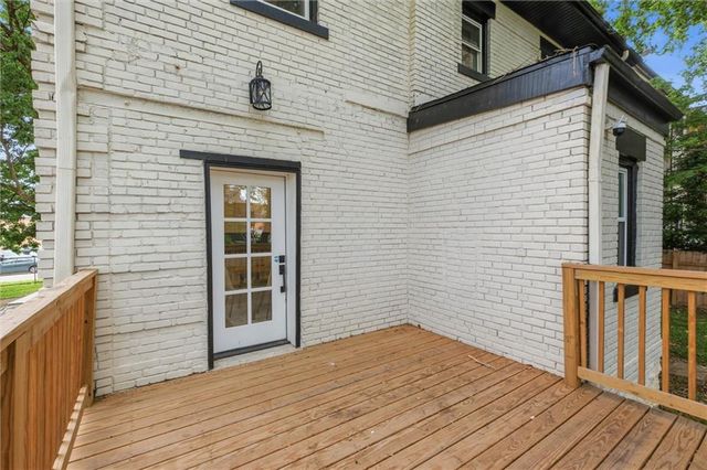 2708 Tracy Avenue, Kansas City, MO 64109