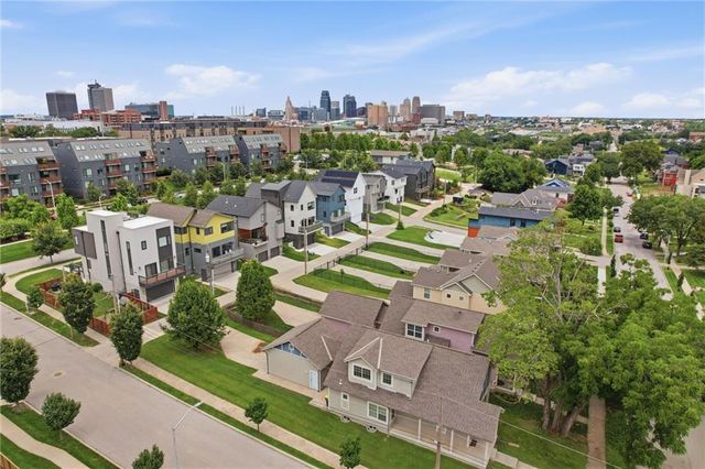 2708 Tracy Avenue, Kansas City, MO 64109