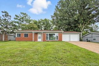 1018 Tempo Drive, St Louis, MO 63146