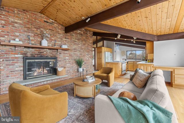 7099 GLEN CURTISS LN, Warrenton, VA 20187