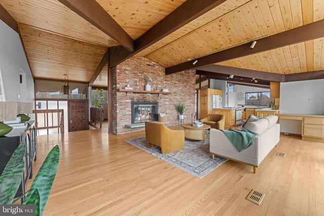 7099 GLEN CURTISS LN, Warrenton, VA 20187