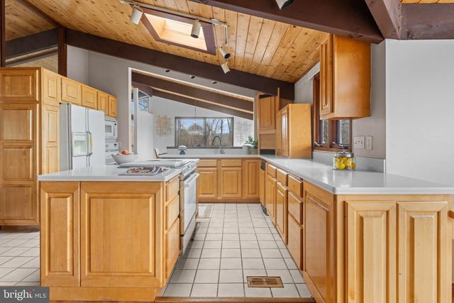 7099 GLEN CURTISS LN, Warrenton, VA 20187