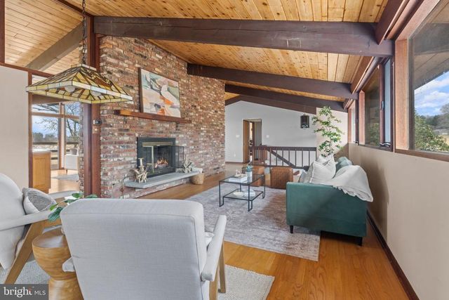 7099 GLEN CURTISS LN, Warrenton, VA 20187