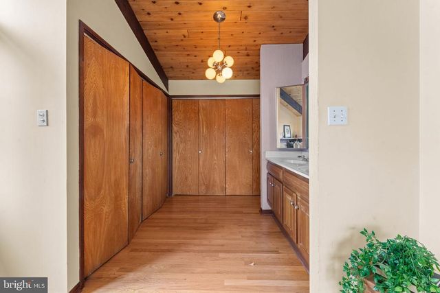 7099 GLEN CURTISS LN, Warrenton, VA 20187