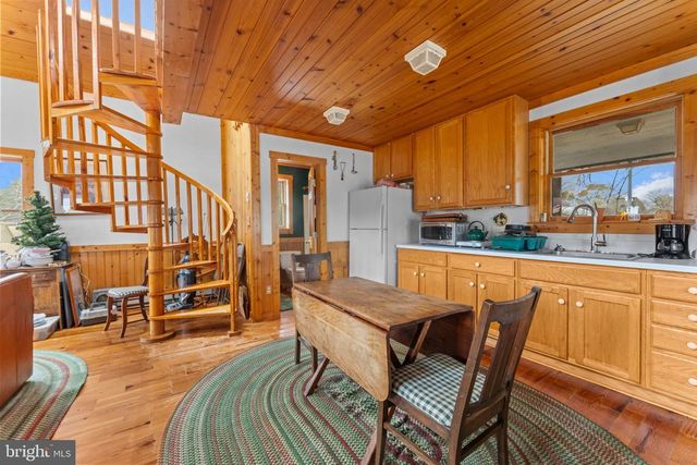 7099 GLEN CURTISS LN, Warrenton, VA 20187