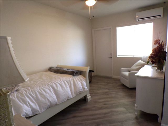 13627 Hermano Way, Desert Hot Springs, CA 92240