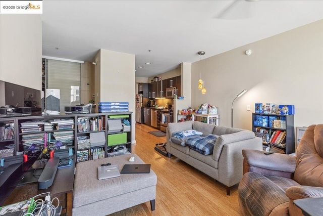 200 2Nd St 309, Oakland, CA 94607