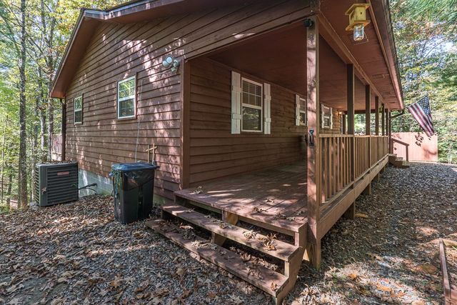 45 Settlers Crossing Way, Murphy, NC 28906