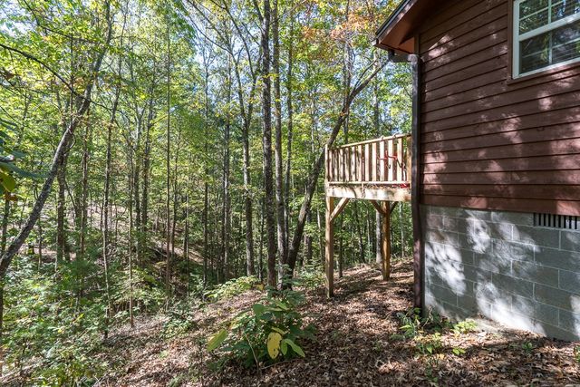 45 Settlers Crossing Way, Murphy, NC 28906