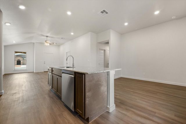 2414 Bryan Avenue, Wolfforth, TX 79382