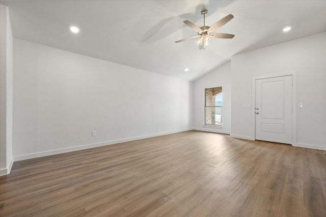 2414 Bryan Avenue, Wolfforth, TX 79382