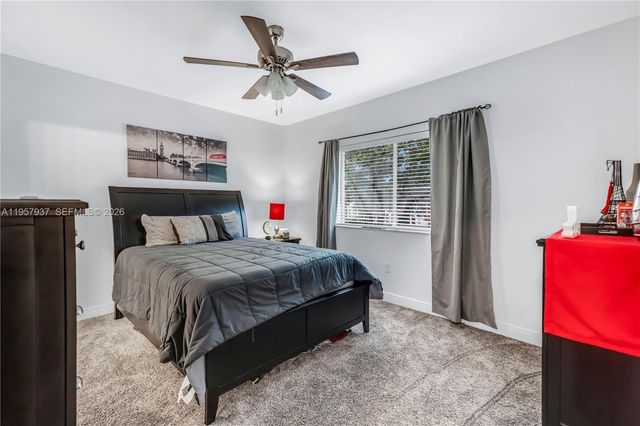 7401 Palomino Dr 114-1, Davie, FL 33024