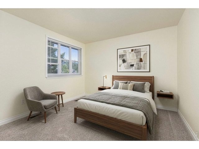 2247 Watersong Cir, Longmont, CO 80504