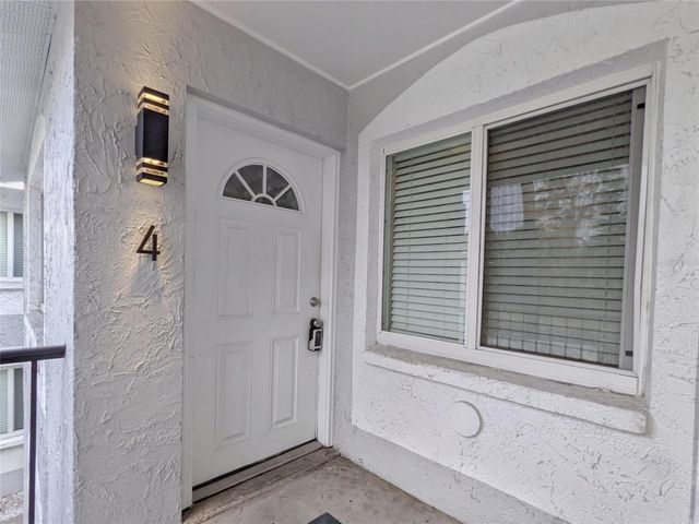 1090 COCOANUT AVENUE 4, Sarasota, FL 34236