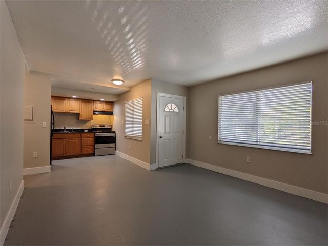 1090 COCOANUT AVENUE 4, Sarasota, FL 34236