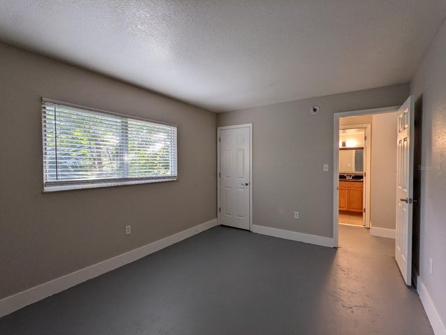 1090 COCOANUT AVENUE 4, Sarasota, FL 34236