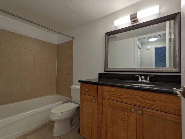 1090 COCOANUT AVENUE 4, Sarasota, FL 34236