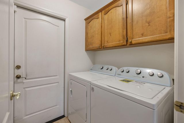 2318 E Cherry Avenue, Visalia, CA 93292