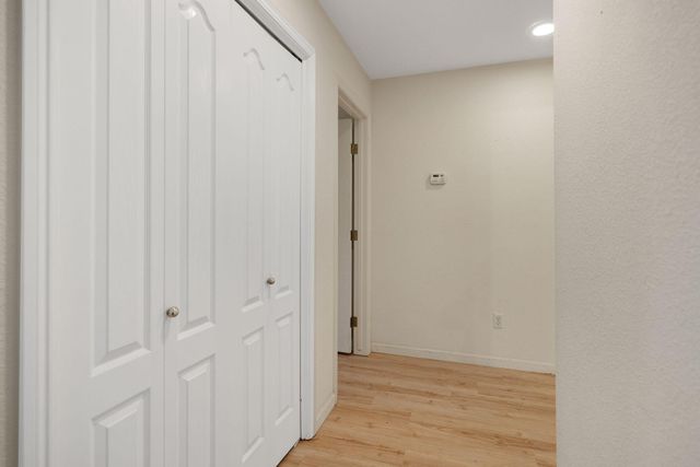 2318 E Cherry Avenue, Visalia, CA 93292