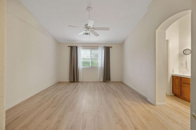 2318 E Cherry Avenue, Visalia, CA 93292